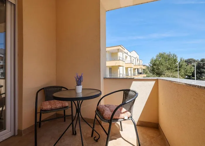 Apartament Bojana