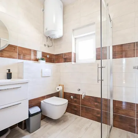 Apartment Bojana Petrcane