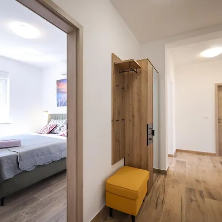 Apartment Bojana *
