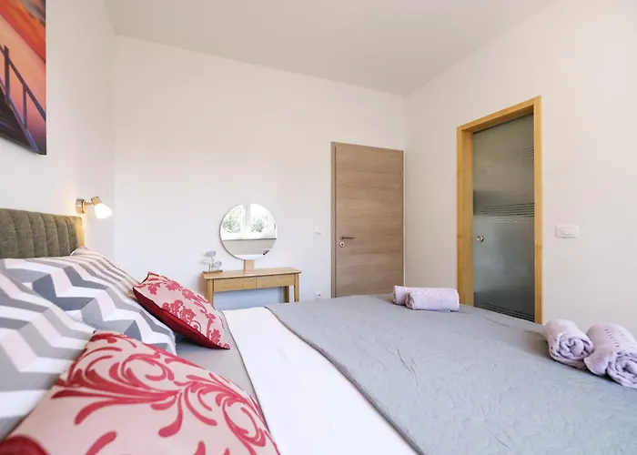 Bojana Apartamento Petrcane
